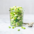 Salädchen -  Avocado-Edamame-Gurken-Salat mit Tahini-Dressing. vegan