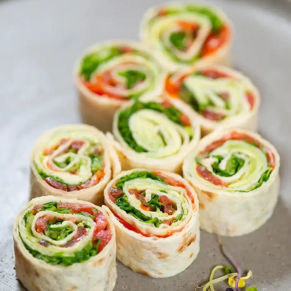 Wrap bites - 8 Stück mit Avocado, Salat, Sonnenblumenkerne und Tomate. vegan