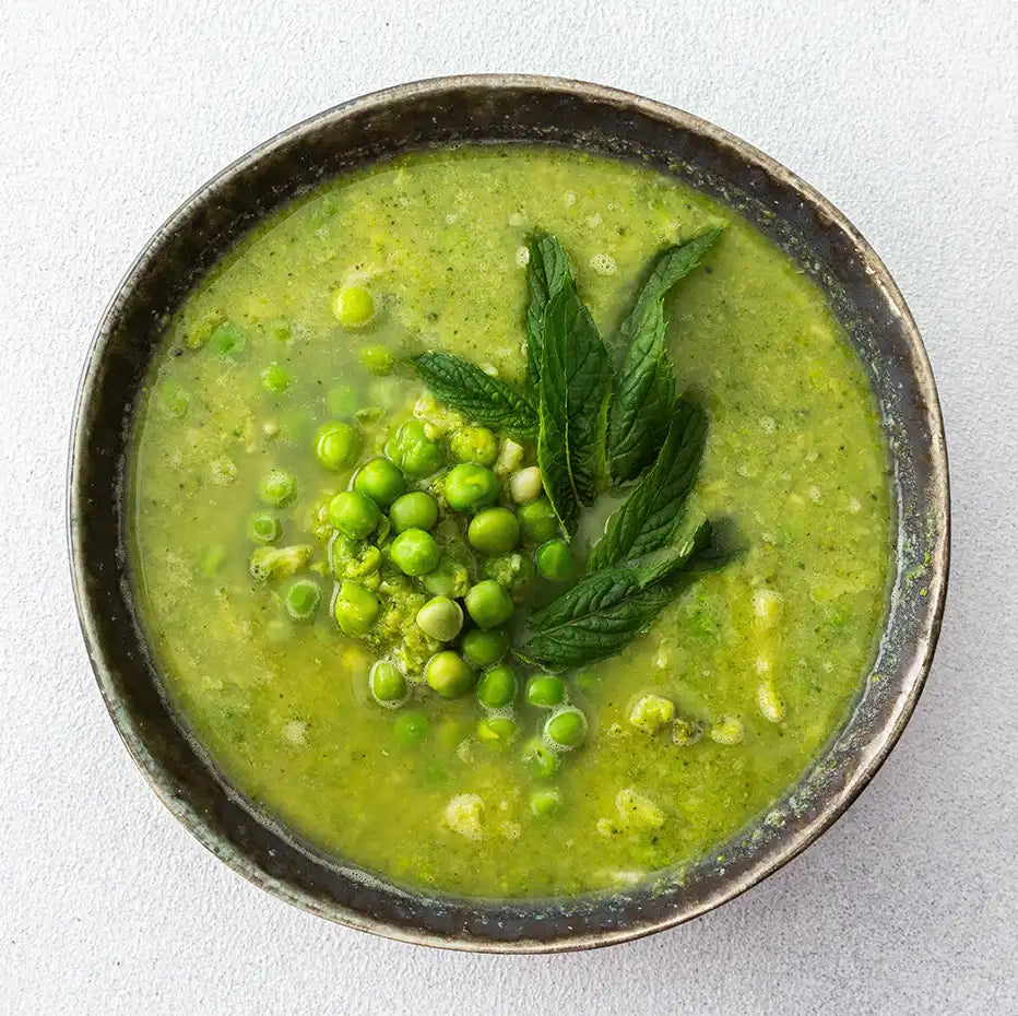 Suppe - Brokkoli-Zucchini-Suppe mit Basilikumöl