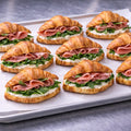 mit Mortadella, Ricotta und Rucola 12Stk.